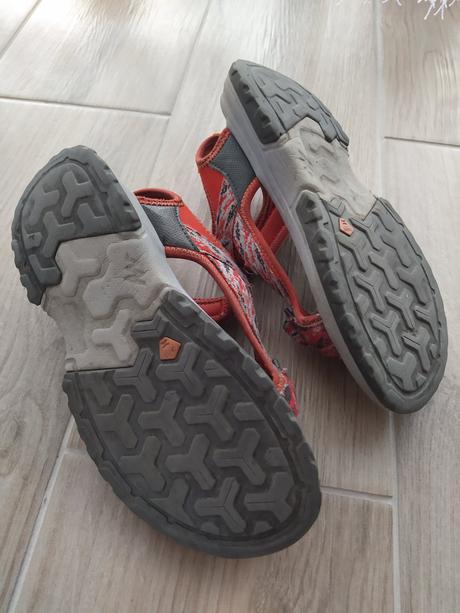 Červené sandály, quechua,36