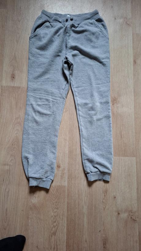 5x tepláky i jednotlivě slabší, 158