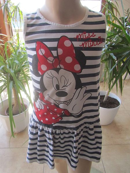 Šaty, disney,104