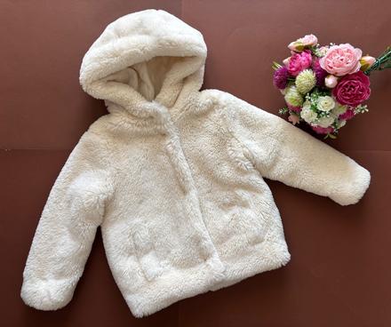 Zimní chlupatá bundička - v.3/4 roky, primark,104