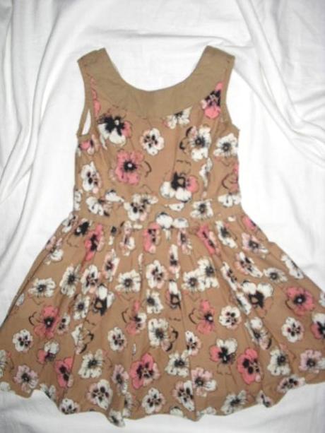 Krásné maceškové šaty - i jako slavnostní, girl2girl,98