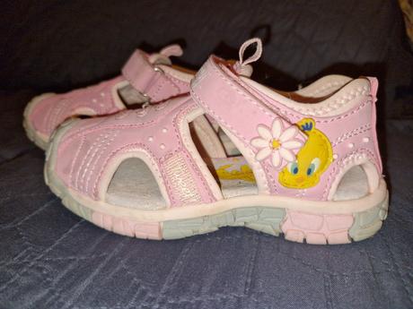 Letní dívčí sandálky tweety vel. 26, 26