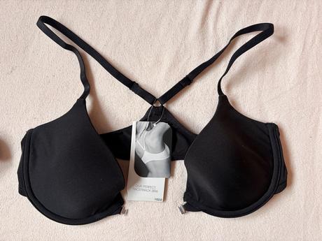 Černá sportovní podprsenka s překříženými ramínky, h&m,75b