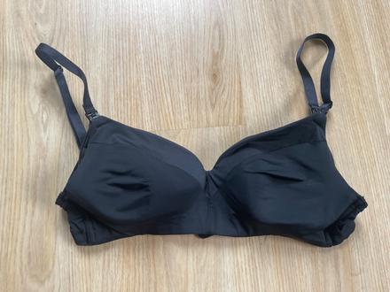 Kojící podprsenka, 75,b