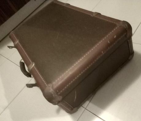 Starožitný kufr po dědovi,