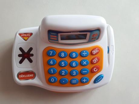 Dětská pokladna rappa a české peníze, 