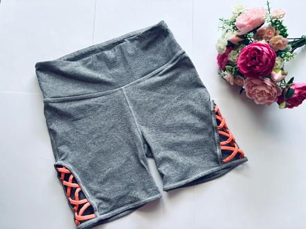 D38/ kraťasy sportovní leginové - v.s, s