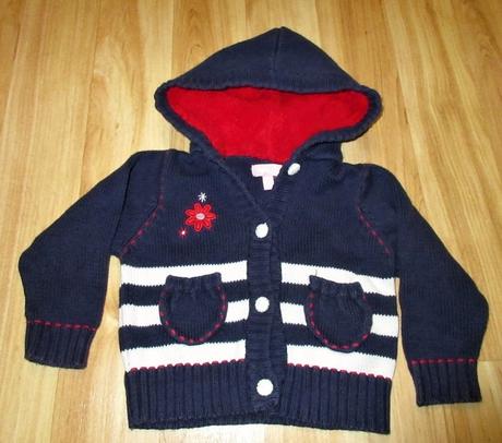Svetřík s kapucí, minoti,80