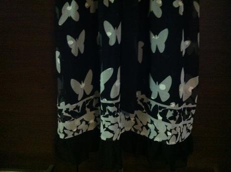 Motýlkové šaty, 104