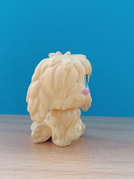 Lps pejsek s kytičkou,