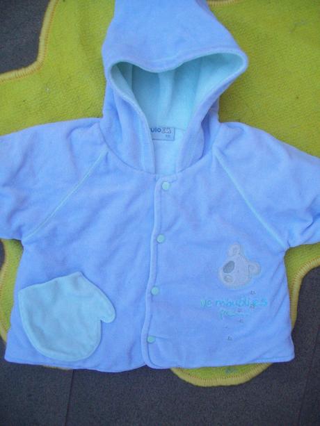 Sametová mikina, 74