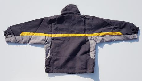 E235 chlapecká šusťáková souprava vel. 92, 92