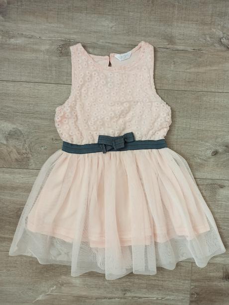 Slavností šaty, pepco,98