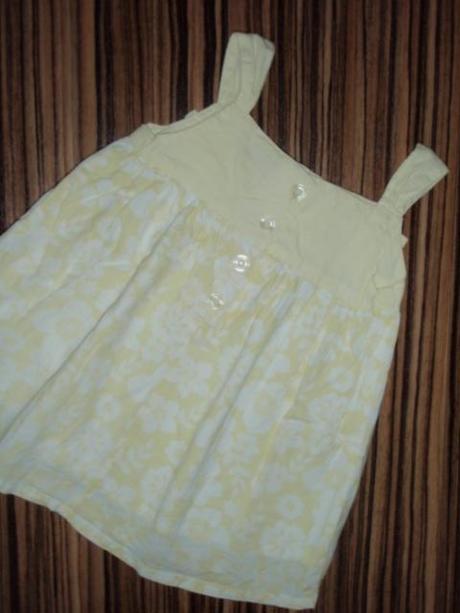 Krásné vzdušné žlutobílé šatečky, cherokee,92