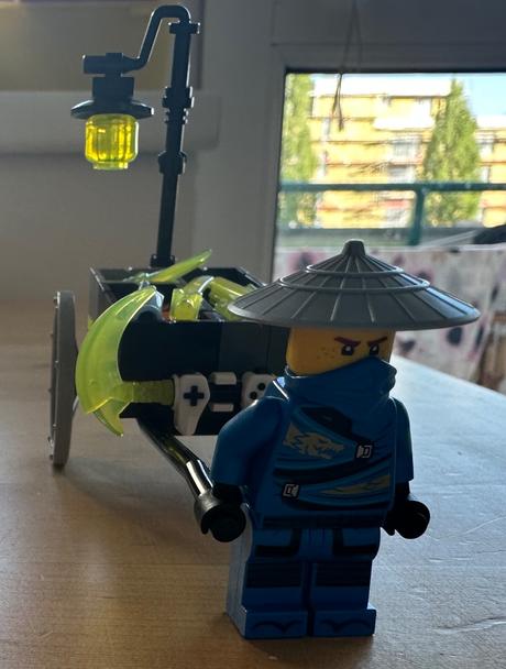 Lego merchant avatar jay 30537,