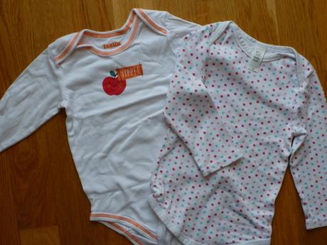 2 x body, vel. 86/92, baby club,92