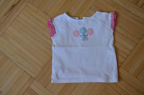 Tričko s kr. rukávem bílé s kytičkami, 98