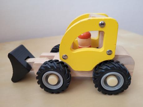 Bytelný bagr a popelářské auto, 