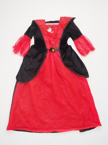 Kostým upírka vel 128, 