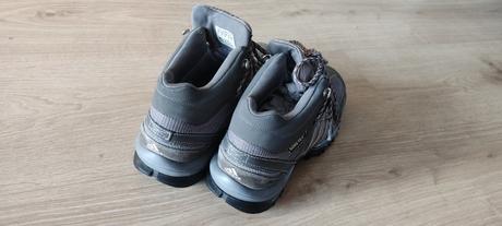 Trekové nepromokavé goretex zn. adidas vel. 38, adidas,38