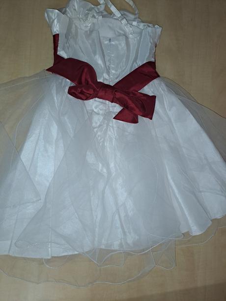 Malá nevěsta, družička,na karneval vel.8, 134