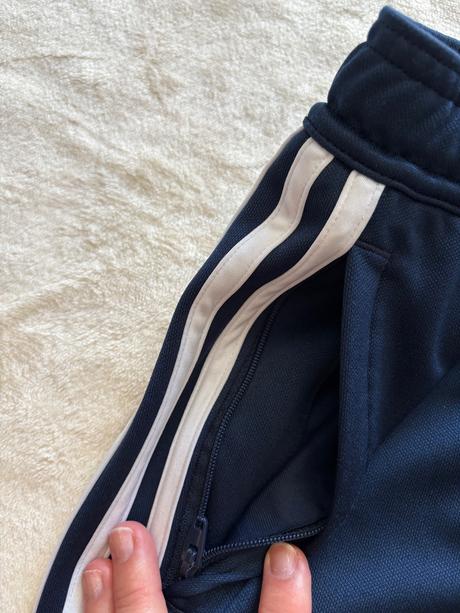 K5/ tepláky sportovní modré zn. adidas- v.7/8 let, adidas,128