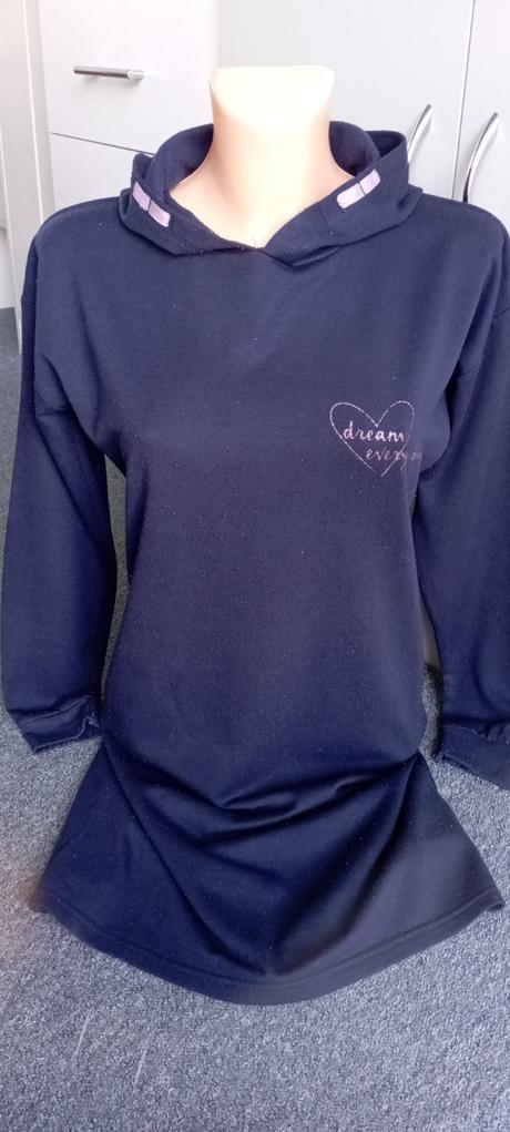 Mikino - šaty zn "destination" vel."146-152", 152