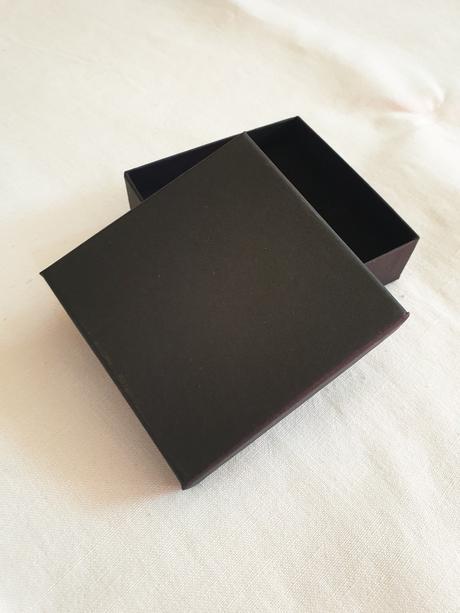 Dárková krabička na šperky,