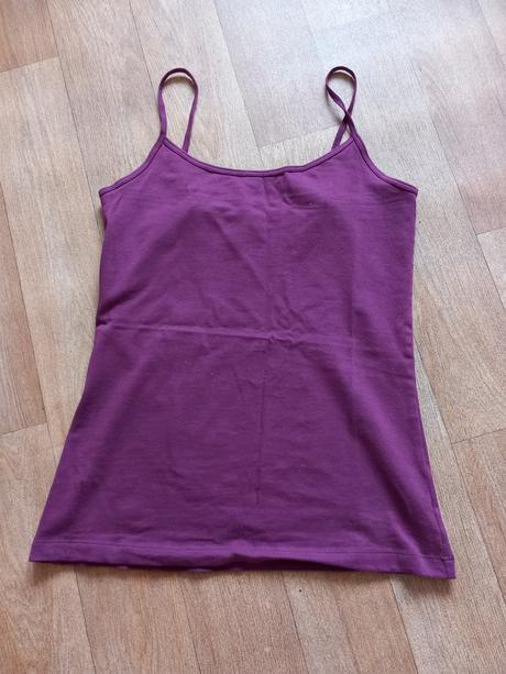 Set tílek vel. s - stav velmi pěkný - vel. s - zn., esmara,s