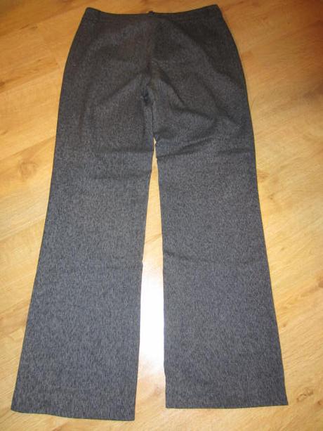Slušnější kalhoty do práce, c&a,40