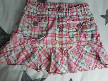 Dívčí sukně, dopodopo,122