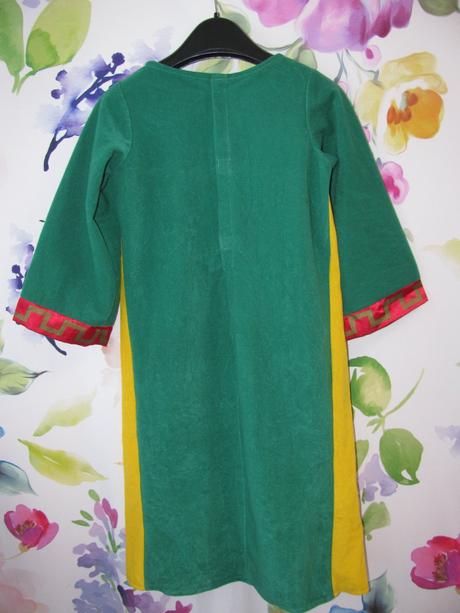 Karneval-historický kostým, dívčí šaty,