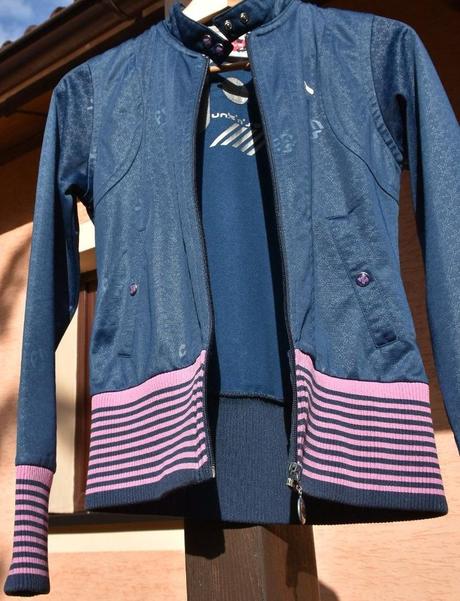 N119	dívčí mikina zn. funk 'n' soul vel. 146-152, 146