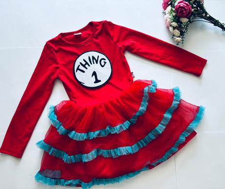 An14/ kostym - v.6/8 let dr.seuss,