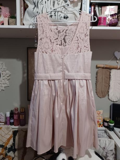 Sváteční šaty s krajkou, amisu,m