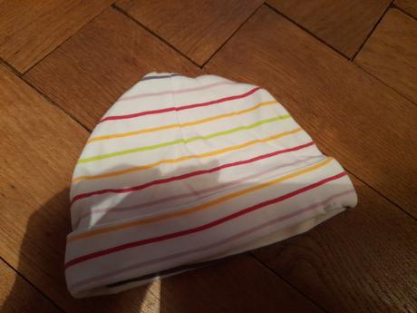 Lehká pruhovaná čepička na miminko, 68