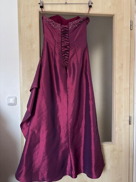 Ob/ nádherné šaty společenské/ plesové - v.s, s