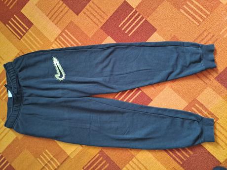 Teplaky nike jednou vzate, nike,s