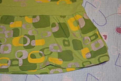 128 134 140 zelená tunika se vzorem, 134