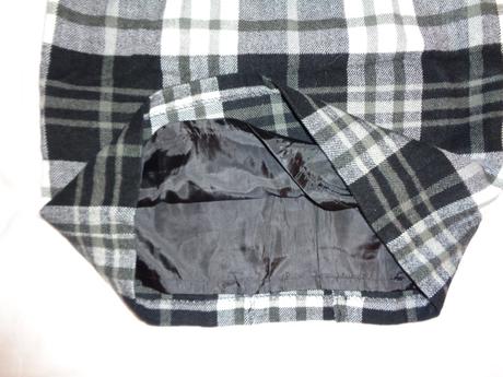 Nádherná černobílá teplejší sukně, 40 / l / m
