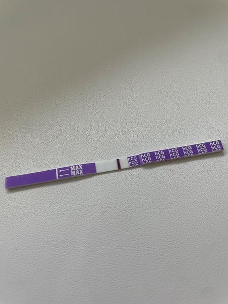 Těhotenský test. Vidíte něco?