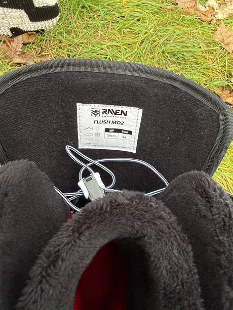 Nové pánské snowboardové boty raven- 44, 44