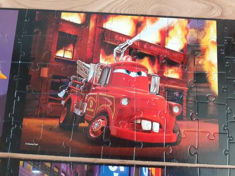 Puzzle filmovy pas auta, 