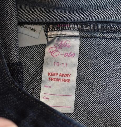 Sukně vel. 10 - 11 let, 146