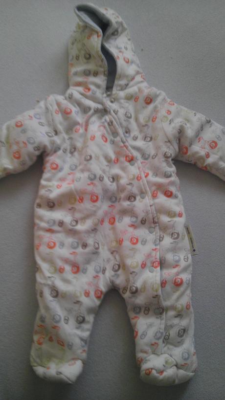 Vyteplený overal, 62