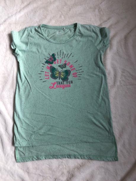 158/164 dlouhe tricko třeba na spaní, na plaz, yigga,146