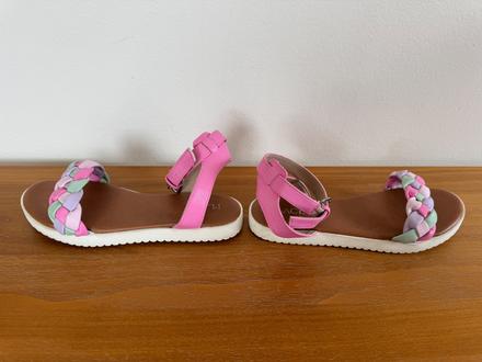 Sandálky růžové vel.33, 33