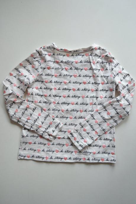 Bavlněné tričko se třpytivými srdíčky, c&a,122