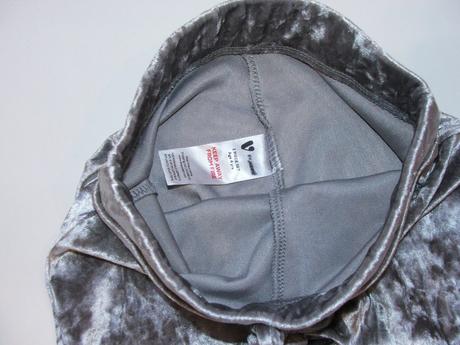 J416 sametové tepláky vel. 4 roky, 110