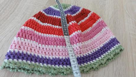 Háčkovaná čepice, 104